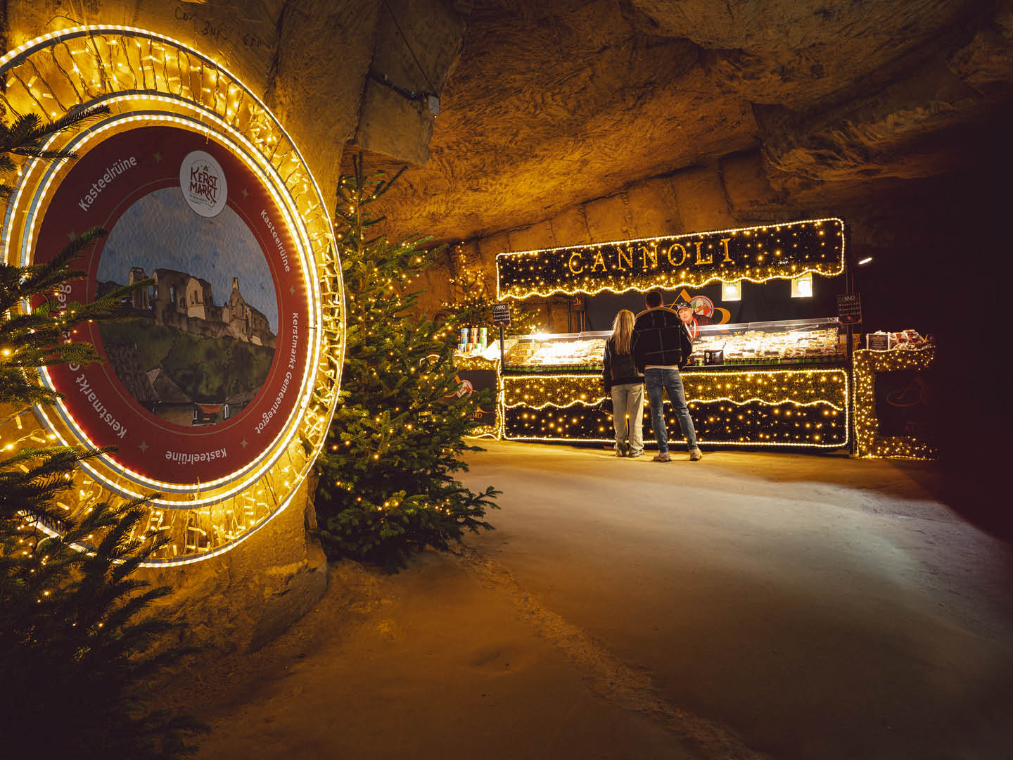 Drukte en opstoppingen bij de entree