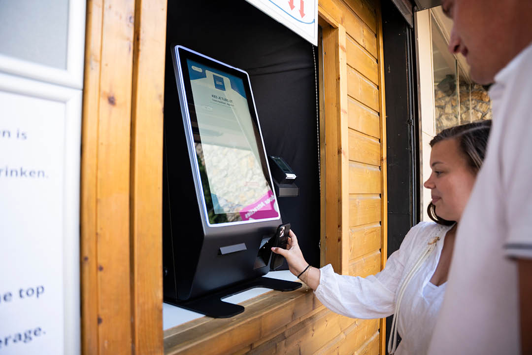 LeisureKing check-in screen